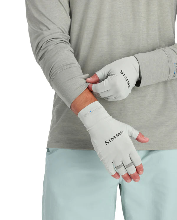 Simms SolarFlex Half-Finger Sun Gloves