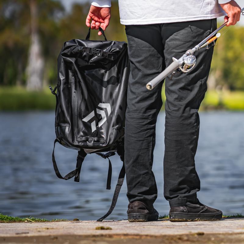 daiwa clothing reel bags Daiwa D-Vec Dry Bag